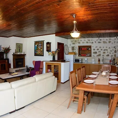 Self Catering Kulina Alpesi faház *